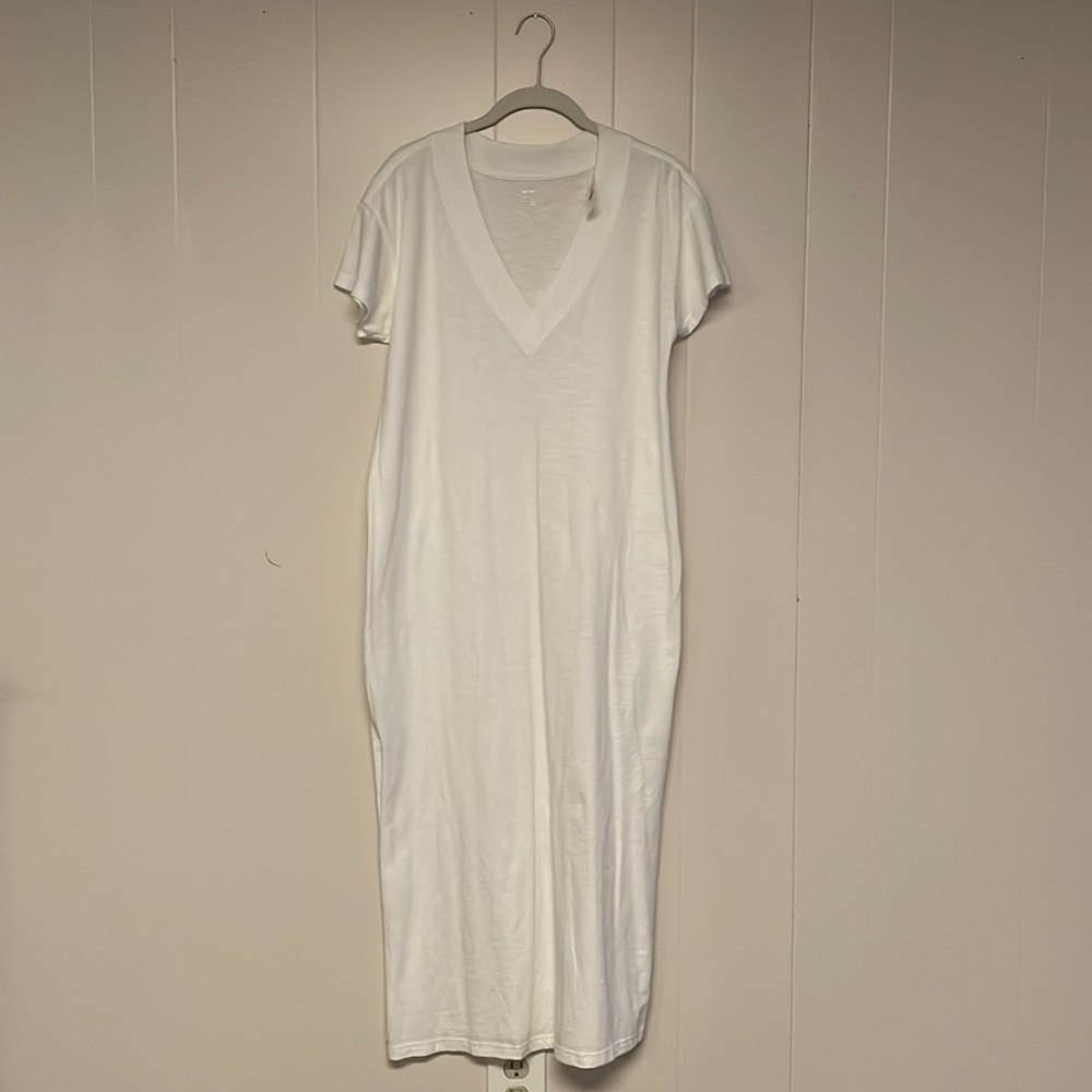 Aerie Extreme V-Neck Midi - Picture 5 of 10